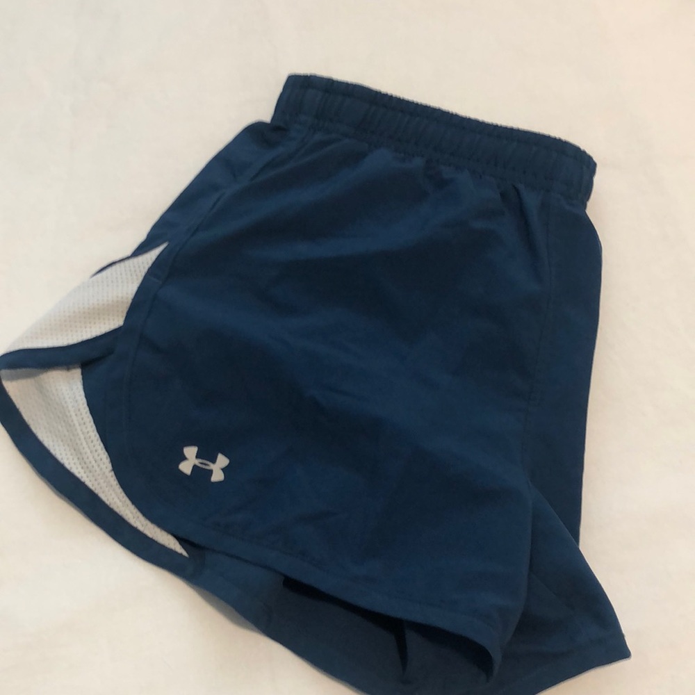 Under Armor athletic shorts with built in liner